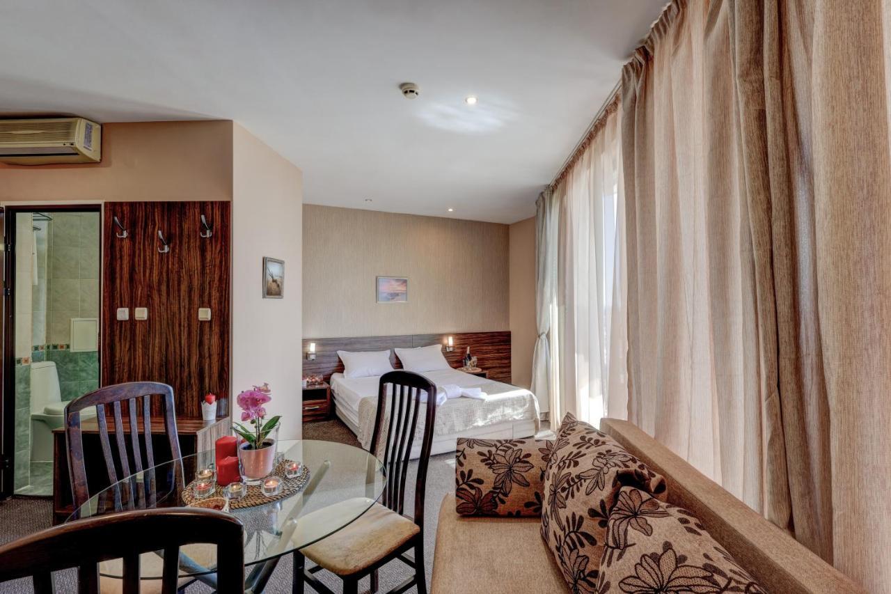 וארנה Ellinis Hotel מראה חיצוני תמונה