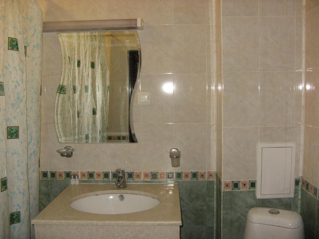 וארנה Ellinis Hotel מראה חיצוני תמונה